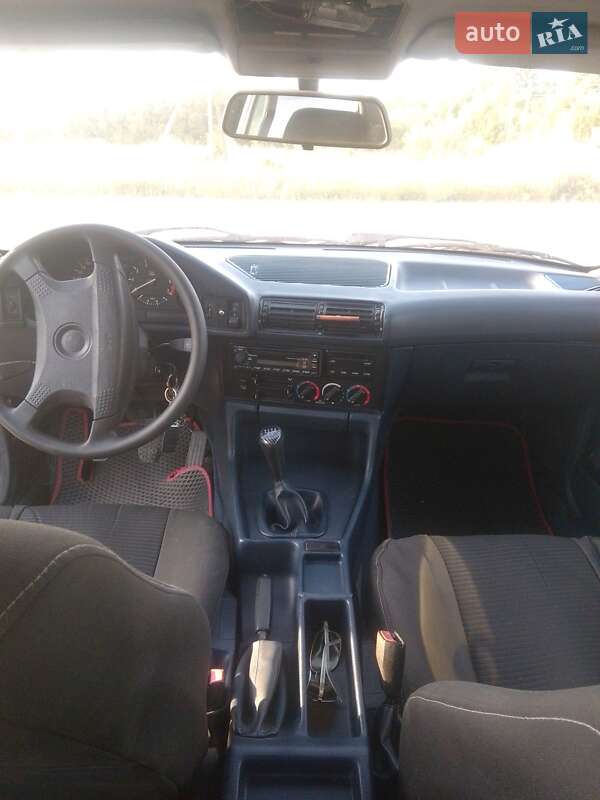 Седан BMW 5 Series 1993 в Калинівці