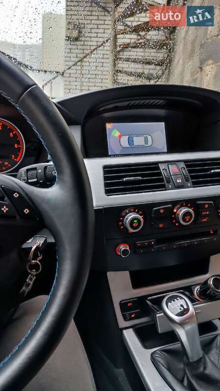 Седан BMW 5 Series 2007 в Киеве