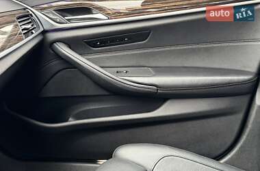 Седан BMW 5 Series 2017 в 
