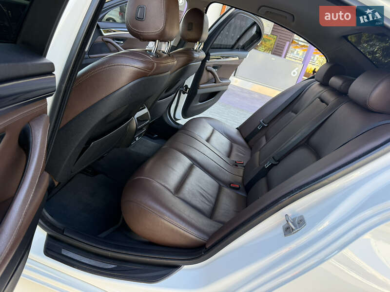Седан BMW 5 Series 2016 в Одессе