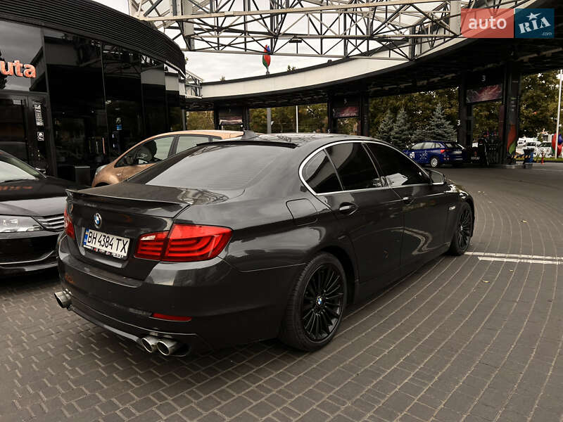 BMW 5 Series 2012