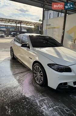 Седан BMW 5 Series 2013 в Кременчуці