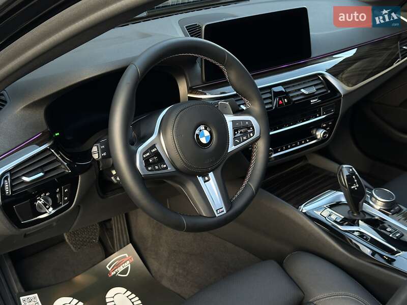 Седан BMW 5 Series 2021 в Мукачево