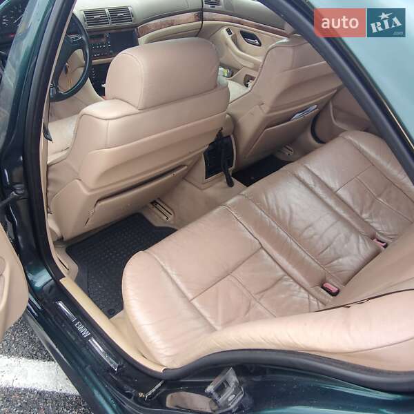 Седан BMW 5 Series 1997 в Киеве
