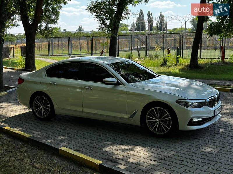 Седан BMW 5 Series 2017 в Александрие