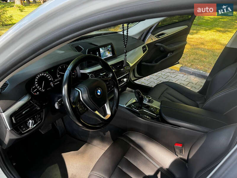Седан BMW 5 Series 2017 в Александрие