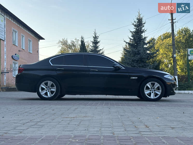 Седан BMW 5 Series 2011 в Хмельницком