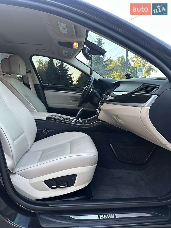 Седан BMW 5 Series 2011 в Хмельницком