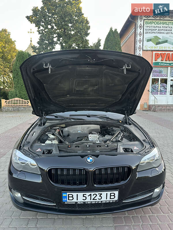 Седан BMW 5 Series 2011 в Хмельницком