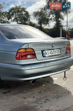 Седан BMW 5 Series 2001 в 