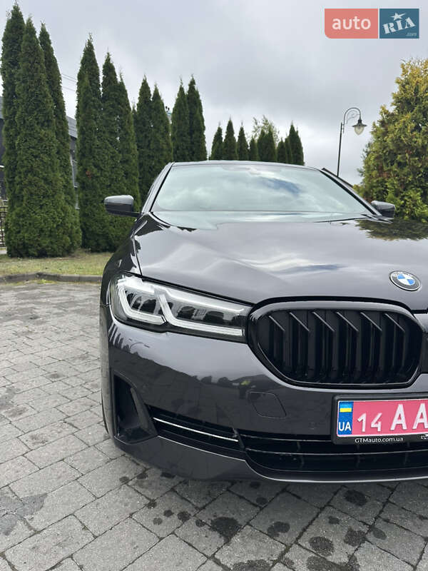 Седан BMW 5 Series 2020 в Львові