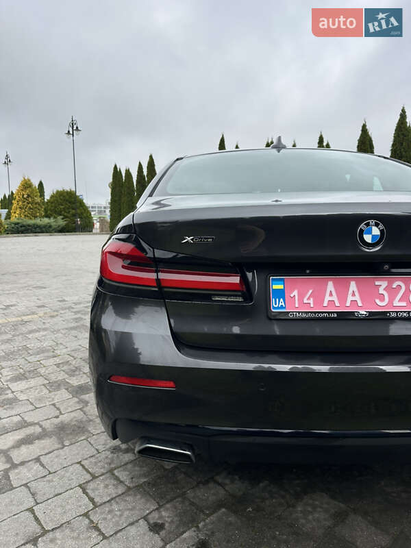 Седан BMW 5 Series 2020 в Львові