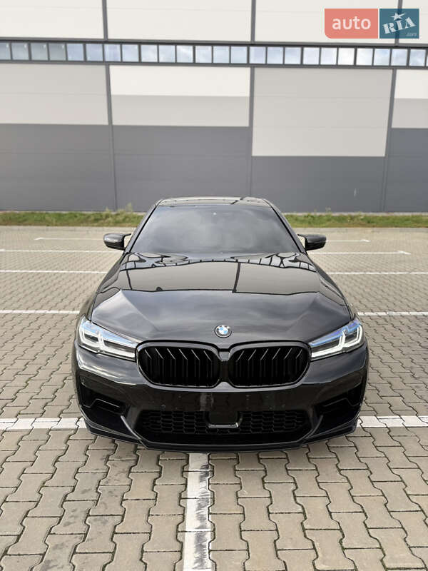 Седан BMW 5 Series 2017 в Ивано-Франковске