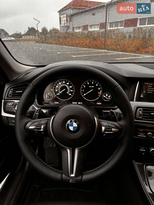 Седан BMW 5 Series 2015 в Луцке