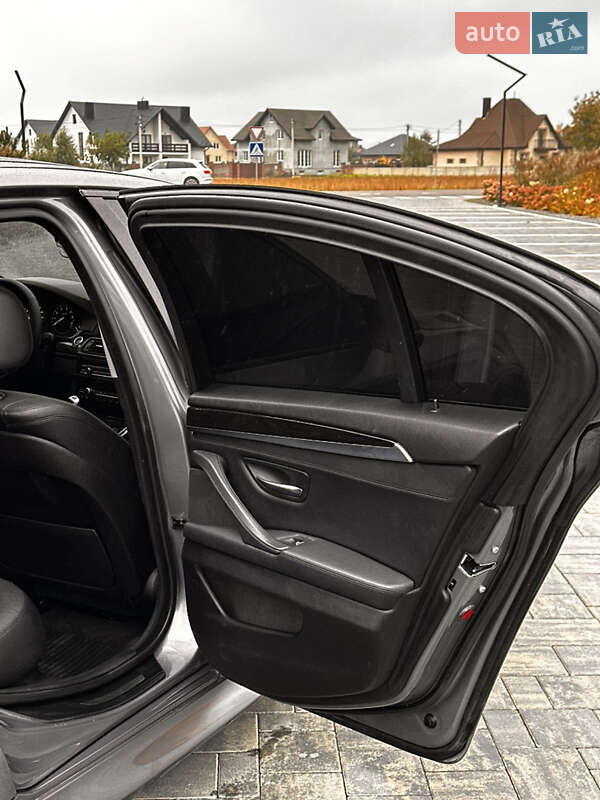 Седан BMW 5 Series 2015 в Луцке