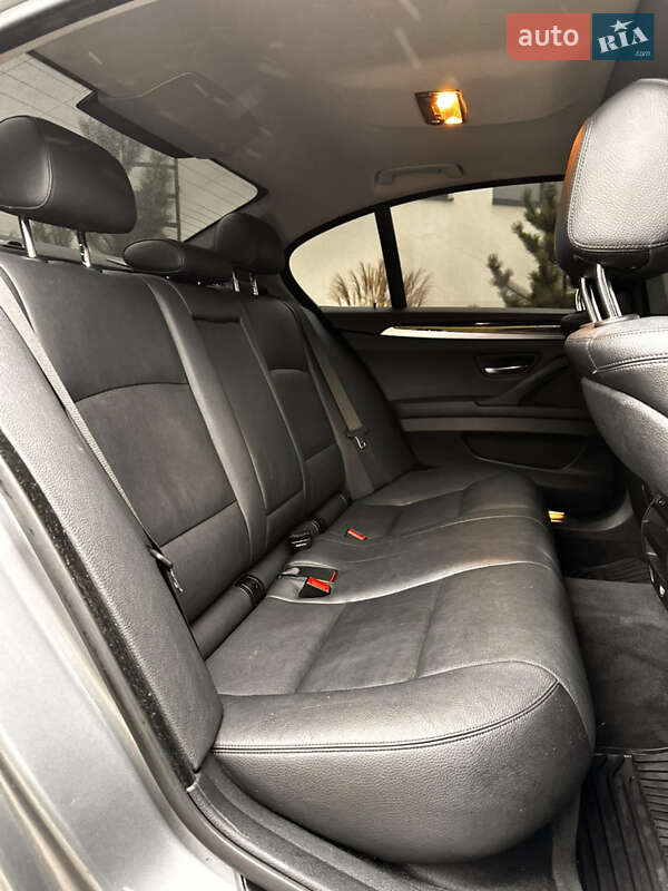 Седан BMW 5 Series 2015 в Луцке