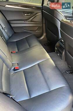 Седан BMW 5 Series 2012 в 