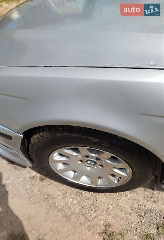 Седан BMW 5 Series 1999 в Івано-Франківську