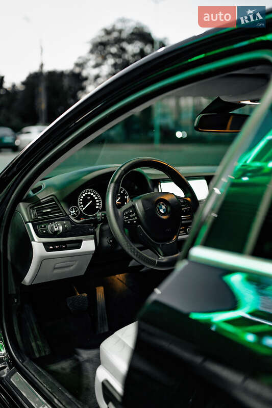 Седан BMW 5 Series 2013 в Одессе фото 19 Седан BMW 5 Series 2013 в Одессе