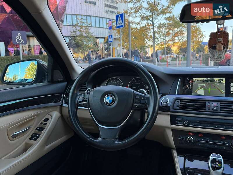 Седан BMW 5 Series 2015 в Киеве