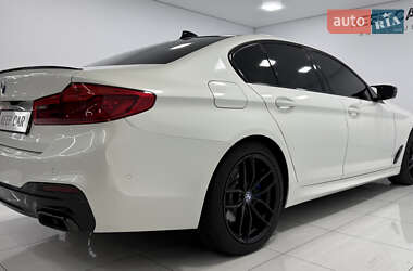 Седан BMW 5 Series 2017 в  фото 24 Седан BMW 5 Series 2017 в