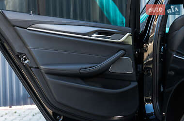 Седан BMW 5 Series 2021 в 