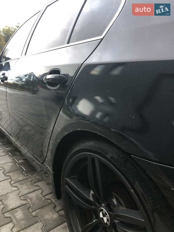 Седан BMW 5 Series 2003 в Торчине