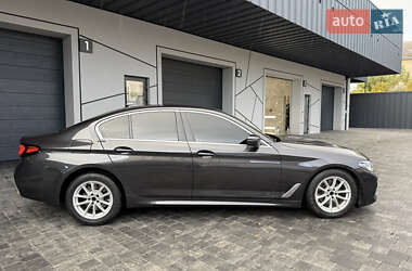 Седан BMW 5 Series 2017 в 