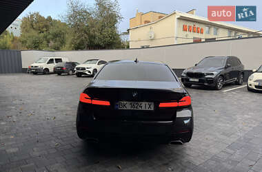 Седан BMW 5 Series 2017 в 