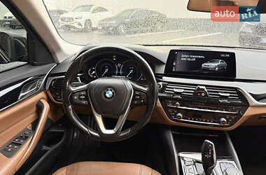 Седан BMW 5 Series 2017 в 