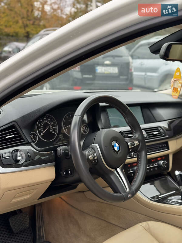 Седан BMW 5 Series 2012 в Черновцах