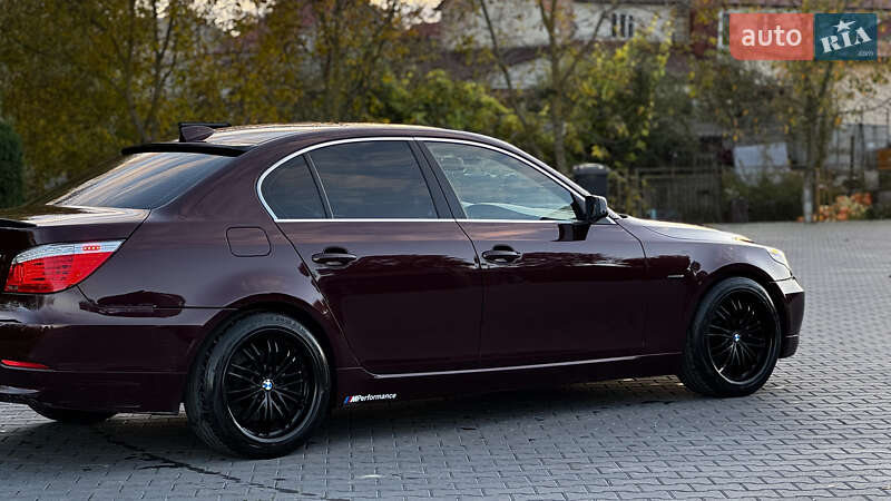Седан BMW 5 Series 2008 в Зборове