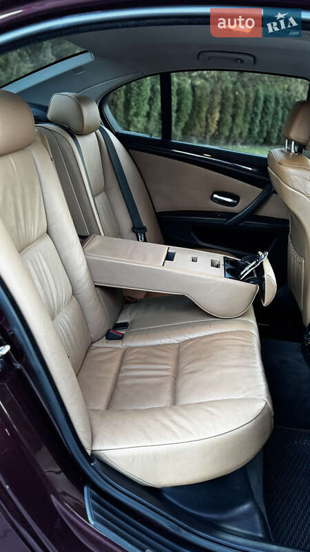 Седан BMW 5 Series 2008 в Зборове