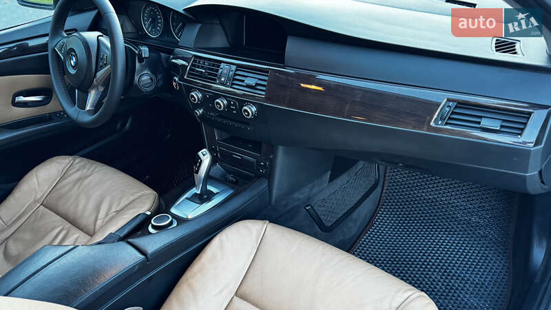 Седан BMW 5 Series 2008 в Зборове