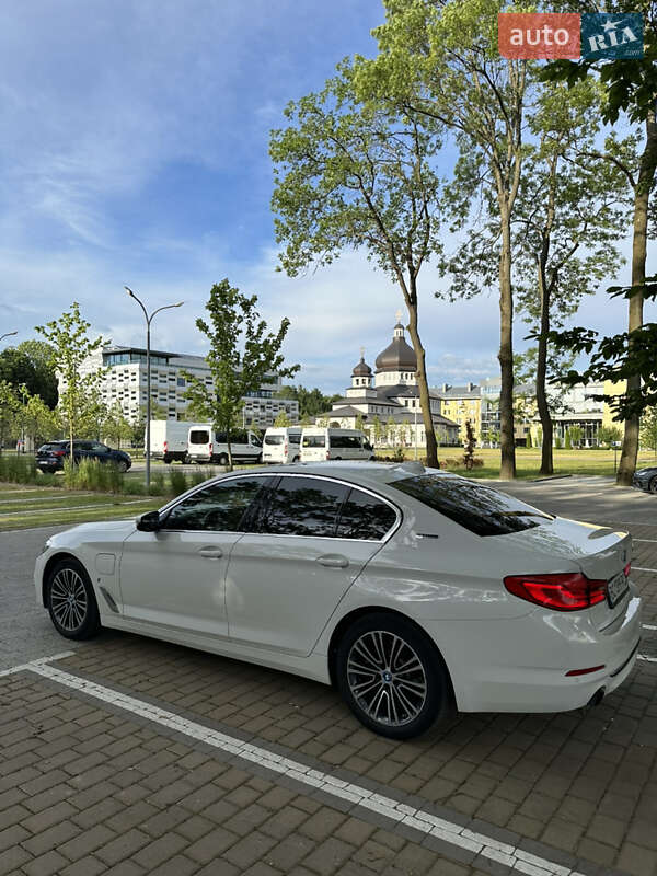 Седан BMW 5 Series 2019 в Львове фото 8 Седан BMW 5 Series 2019 в Львове