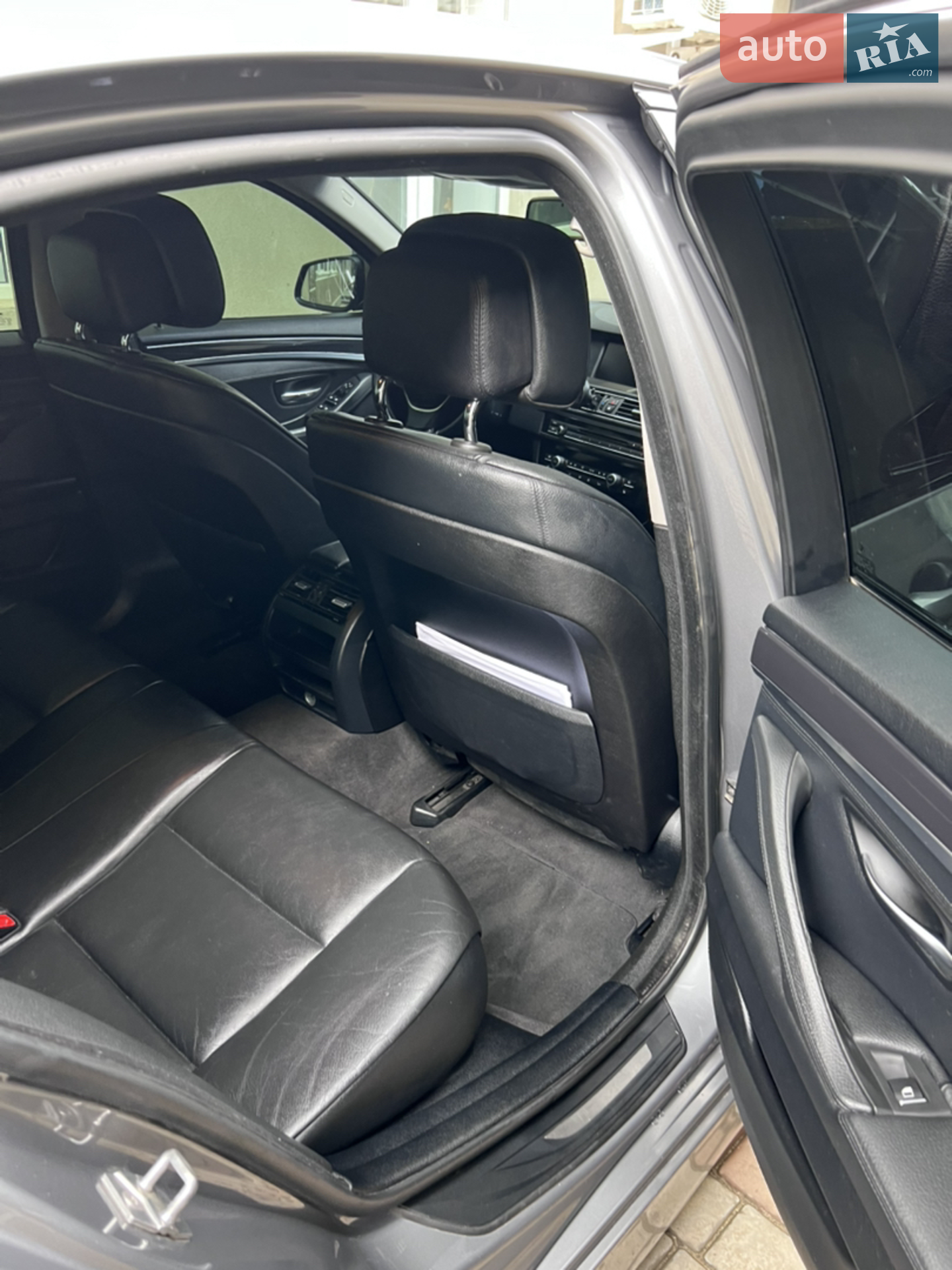 2012 BMW 5er - мініатюра 8