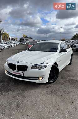 Седан BMW 5 Series 2012 в 