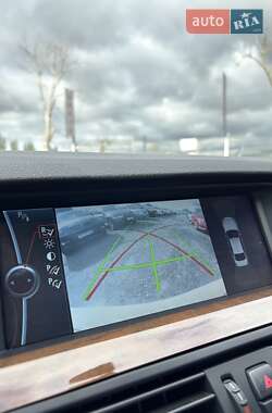 Седан BMW 5 Series 2012 в 