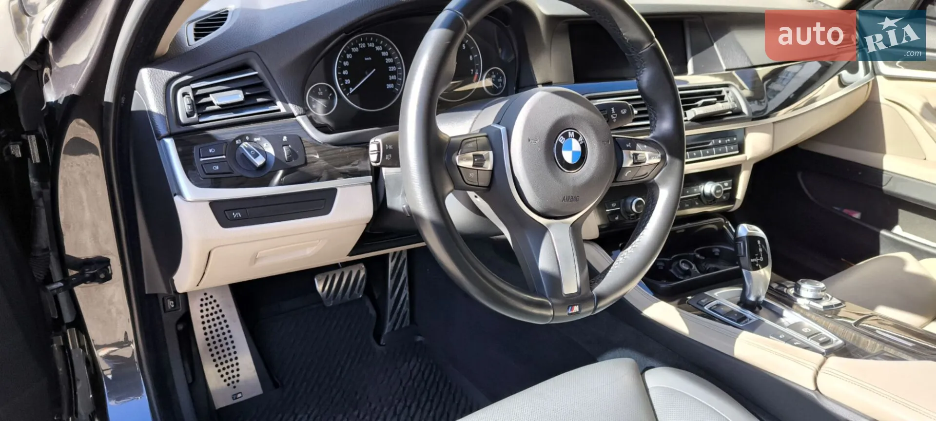 2010 BMW 5er - мініатюра 10