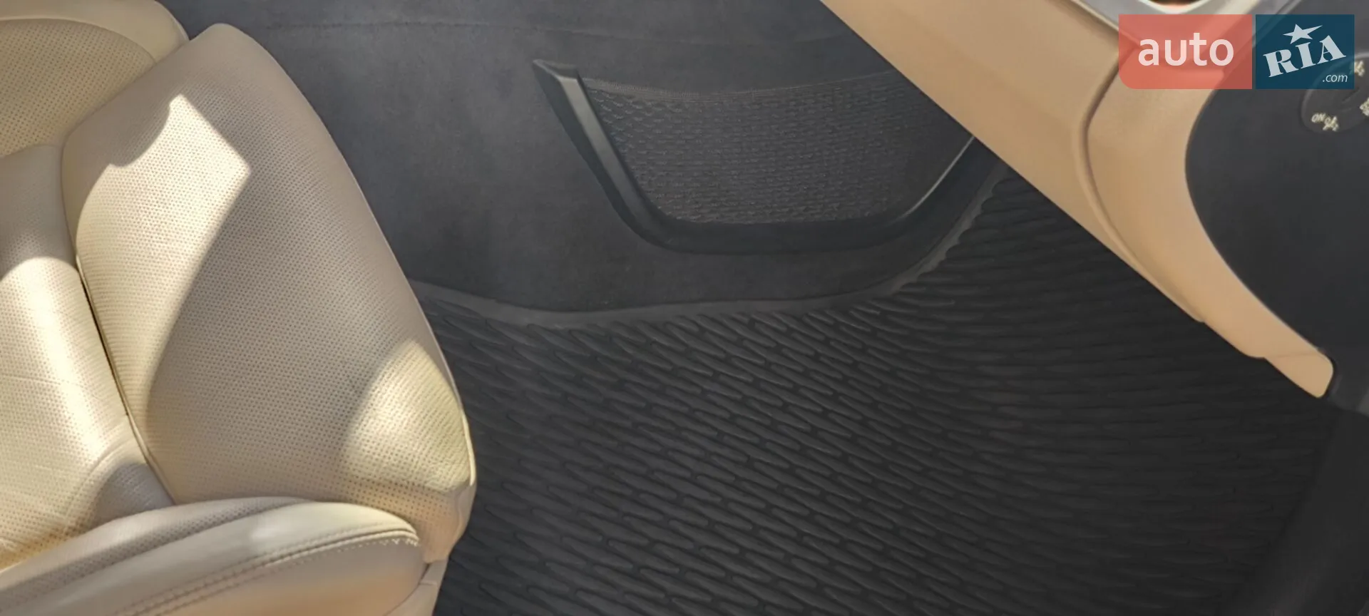 2010 BMW 5er - мініатюра 29