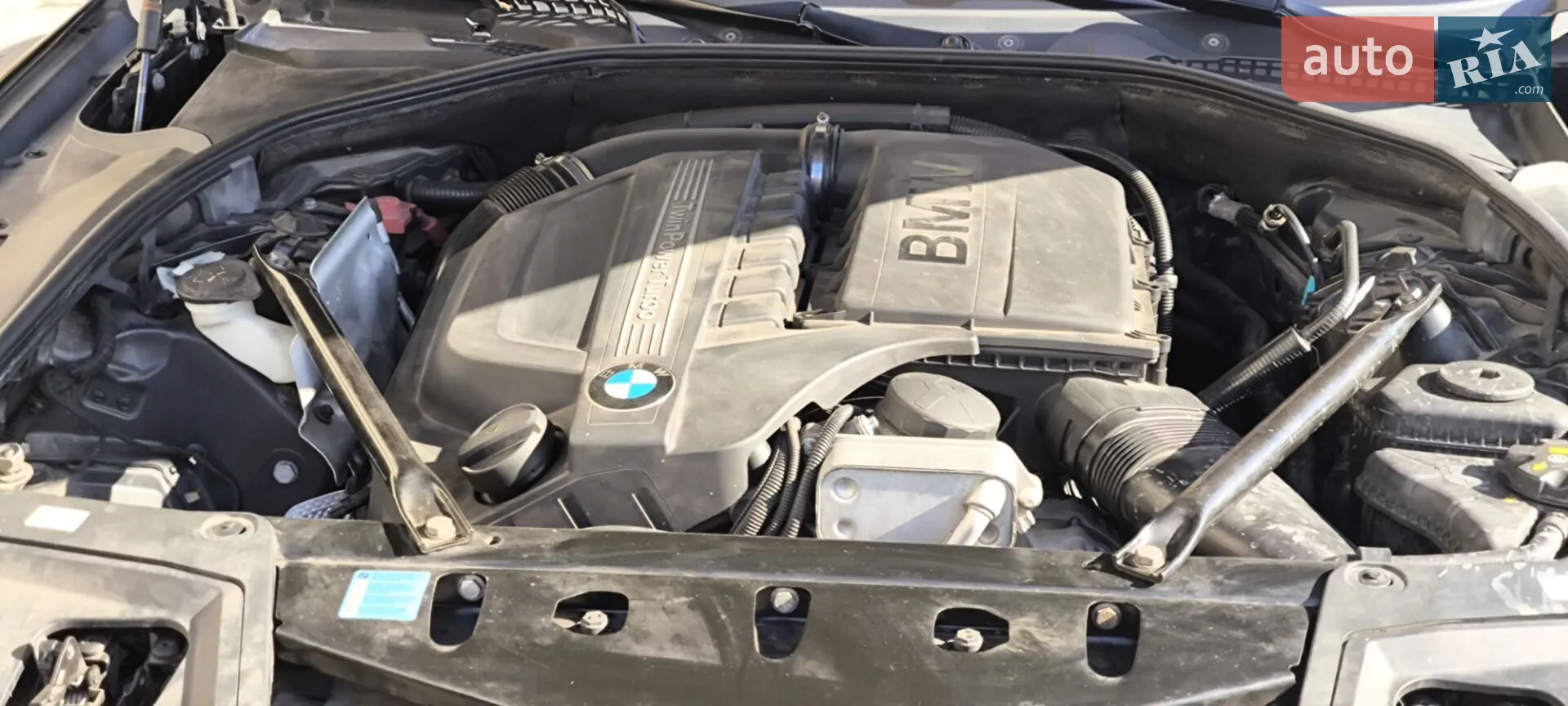 2010 BMW 5er - мініатюра 31