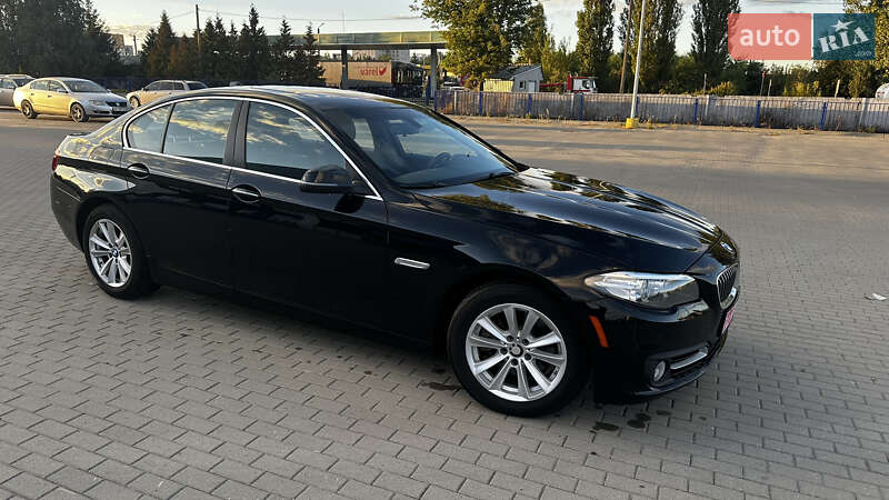 Седан BMW 5 Series 2015 в Ковелі