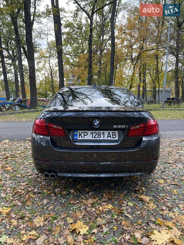 Седан BMW 5 Series 2011 в Харькове
