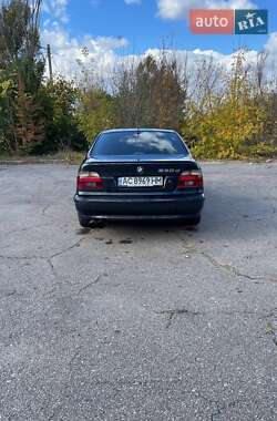 Седан BMW 5 Series 2001 в 