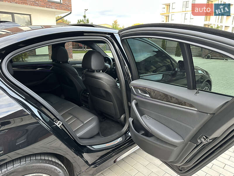 Седан BMW 5 Series 2017 в Умани фото 47 Седан BMW 5 Series 2017 в Умани