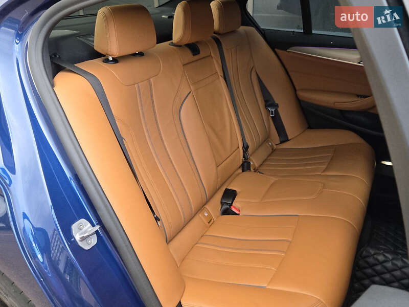 Седан BMW 5 Series 2021 в Киеве