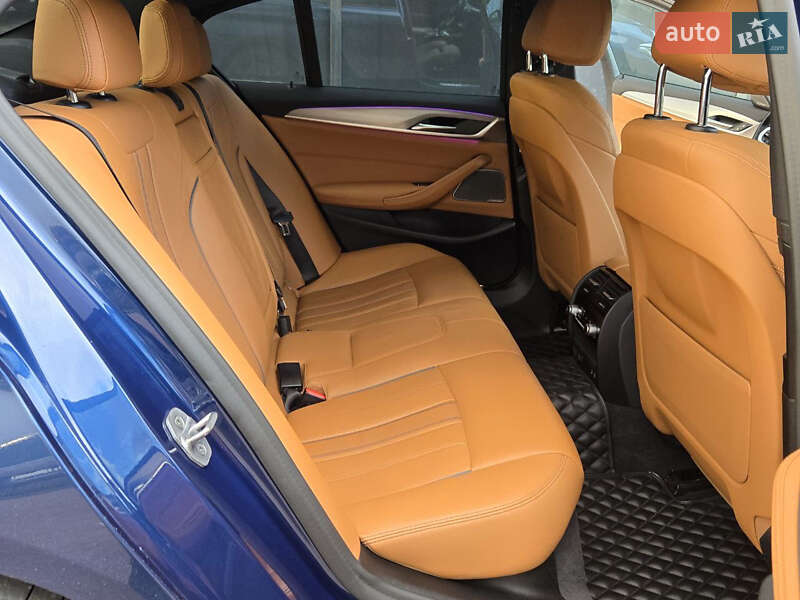 Седан BMW 5 Series 2021 в Киеве