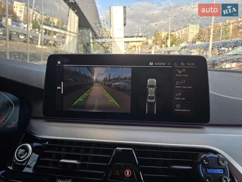 Седан BMW 5 Series 2021 в Киеве