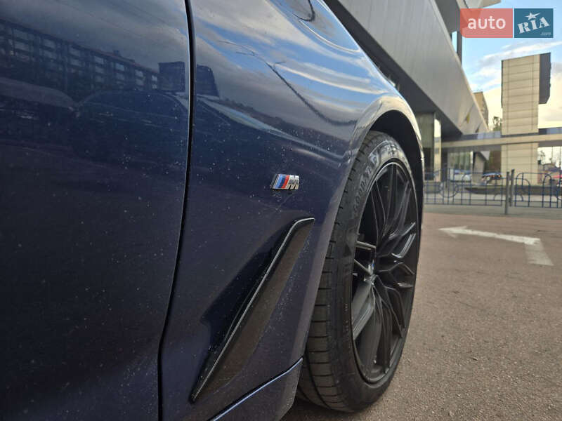 Седан BMW 5 Series 2021 в Киеве