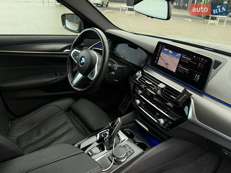 Седан BMW 5 Series 2020 в Киеве